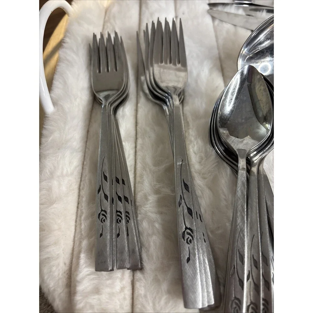 Vintage Oneida Capistrano Stainless Flatware Set 42 Pieces Rare Hostess Serving